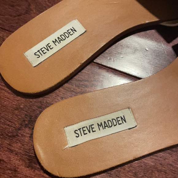 Steve Madden Snake Sandals - Picture 5 of 6